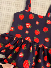 Load image into Gallery viewer, Strawberry 🍓 2 Piece Set 5/6T