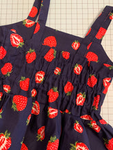 Load image into Gallery viewer, Strawberry 🍓 2 Piece Set 5/6T